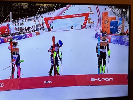 Nedeľný slalom