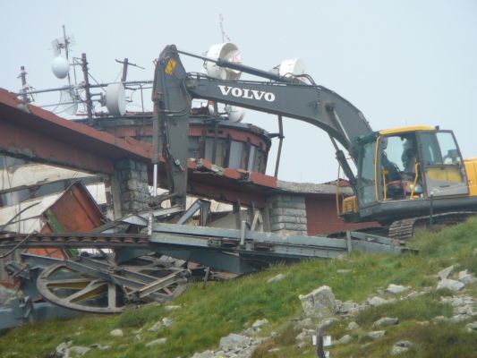 ťažká technika v ťažkom teréne