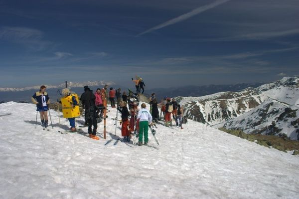 masky sa chystajú na štart