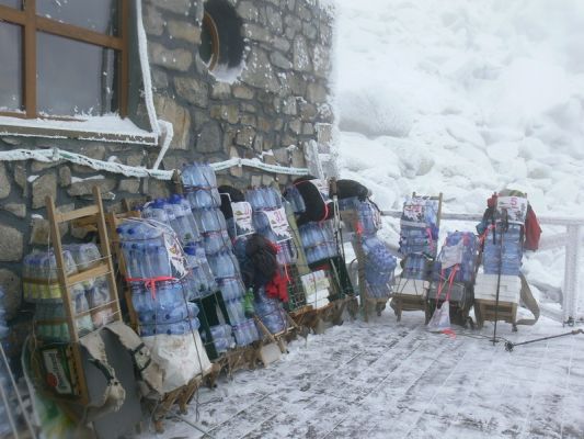 Zložené bremená a štartujeme šerpa šou